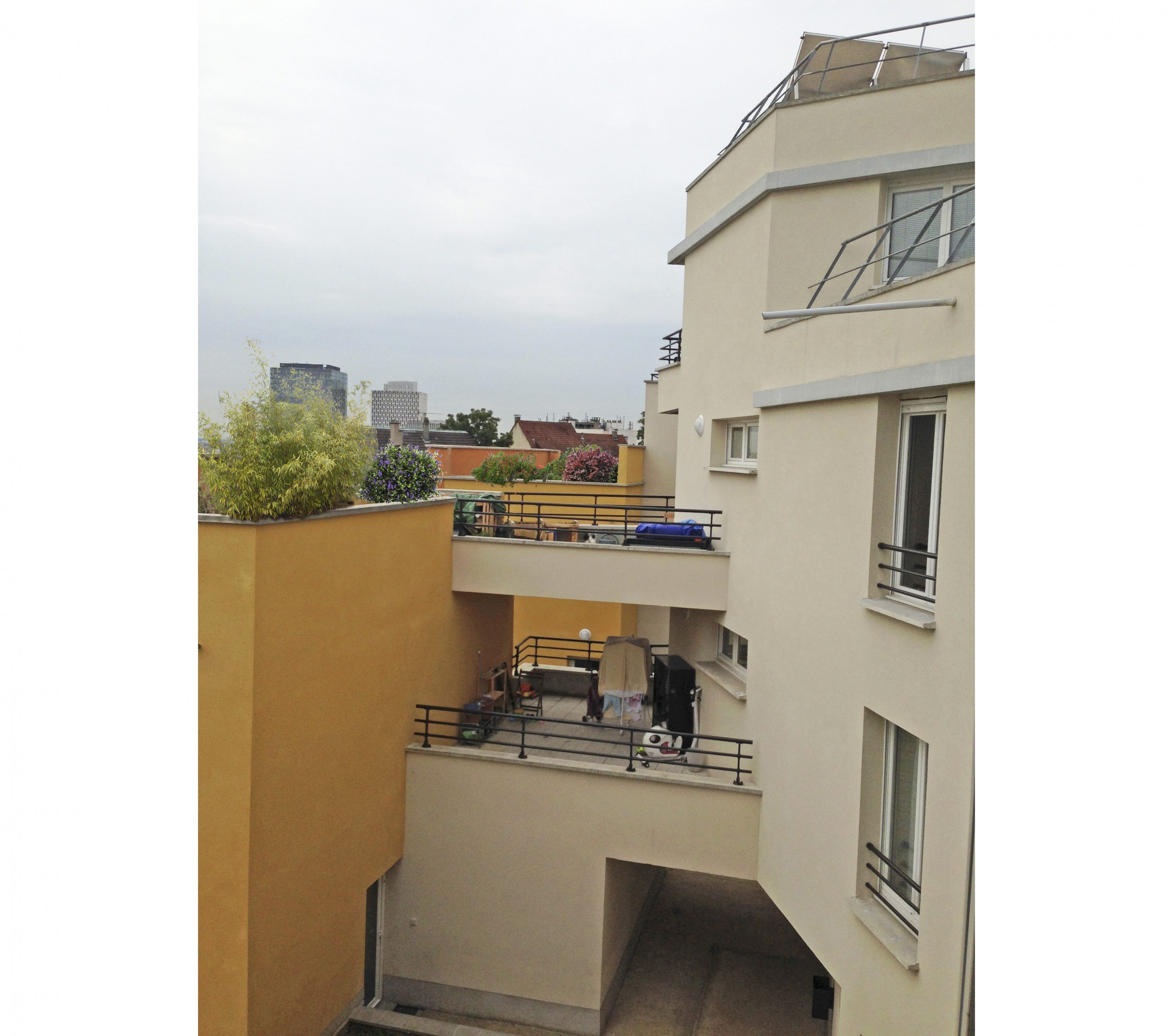 20 Logements Sociaux Montreuil-sous-Bois Photo Cour Végétalisée